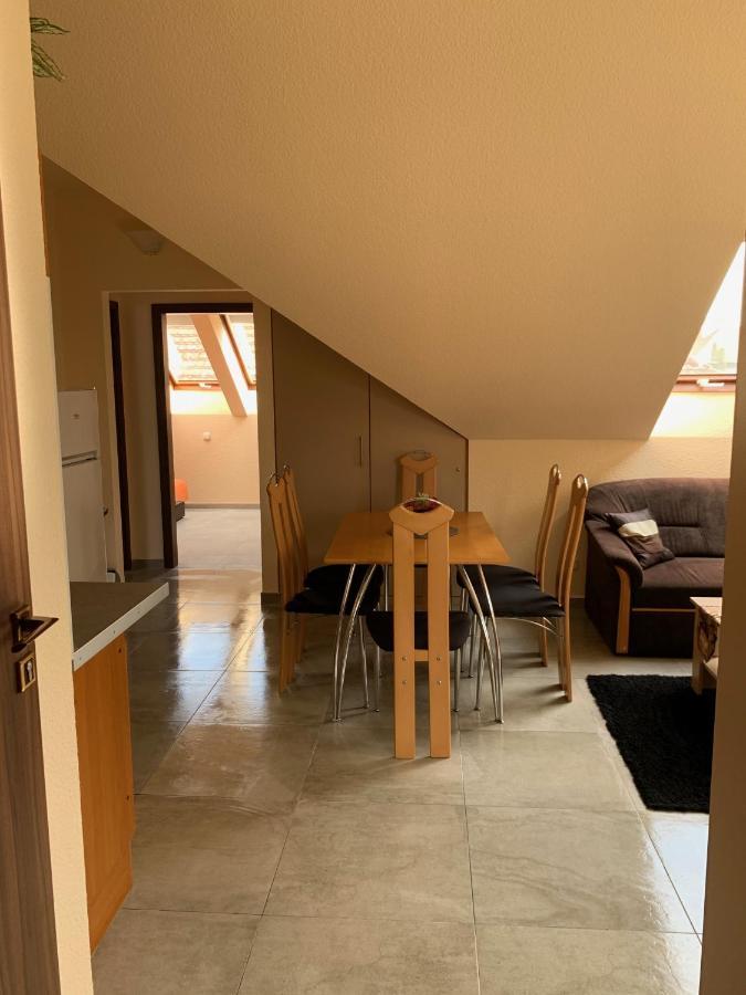 Balaton Kinizsi Apartman Siófok Exterior foto