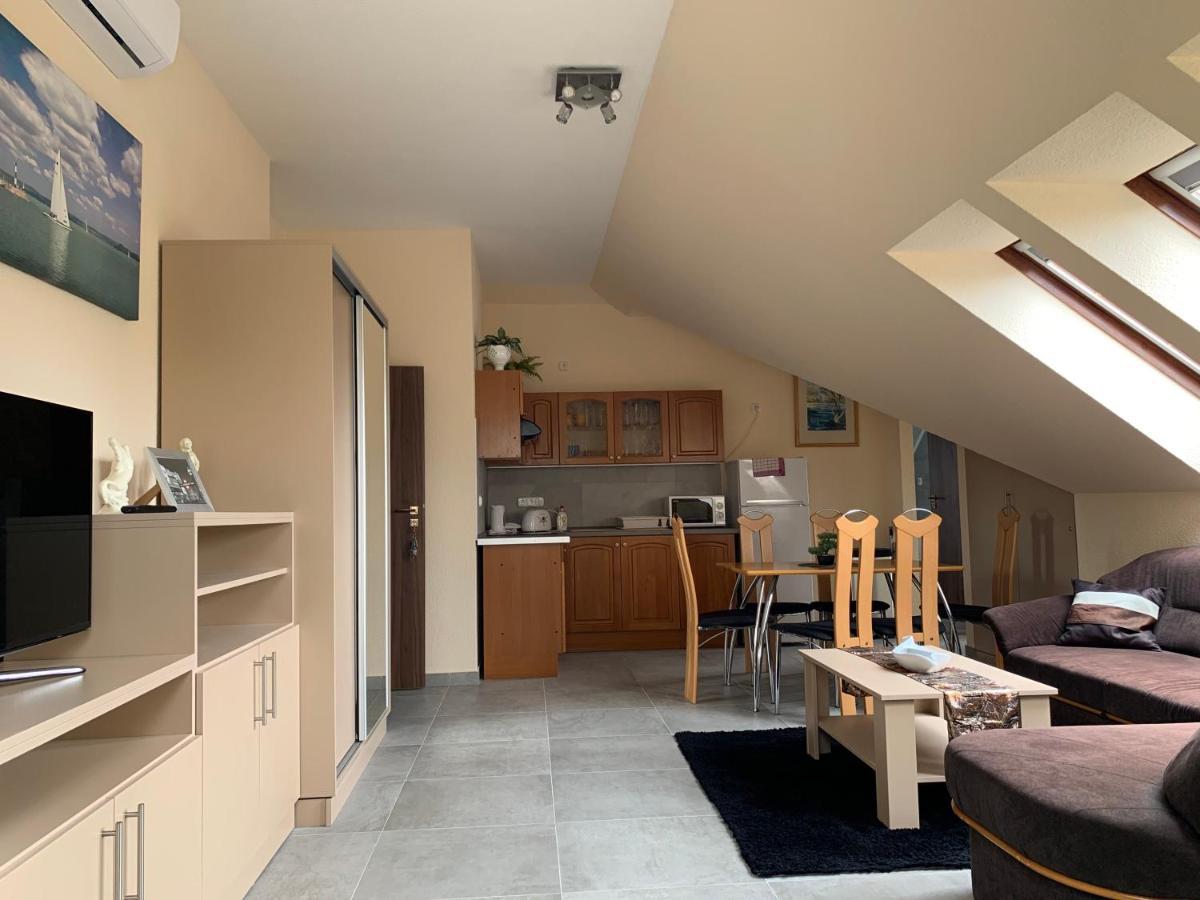 Balaton Kinizsi Apartman Siófok Exterior foto